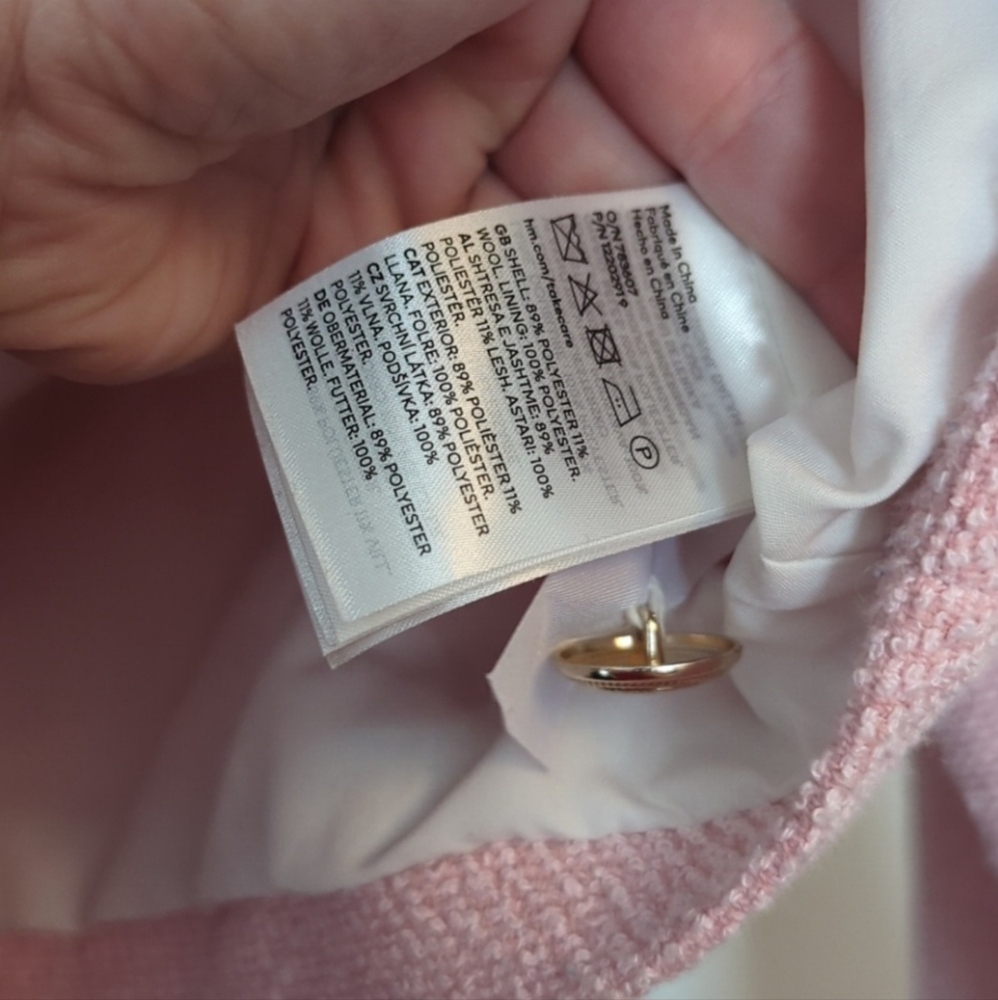 H&M Light Pink Cropped Blazer with Gold Accents - Picture 4 of 6
